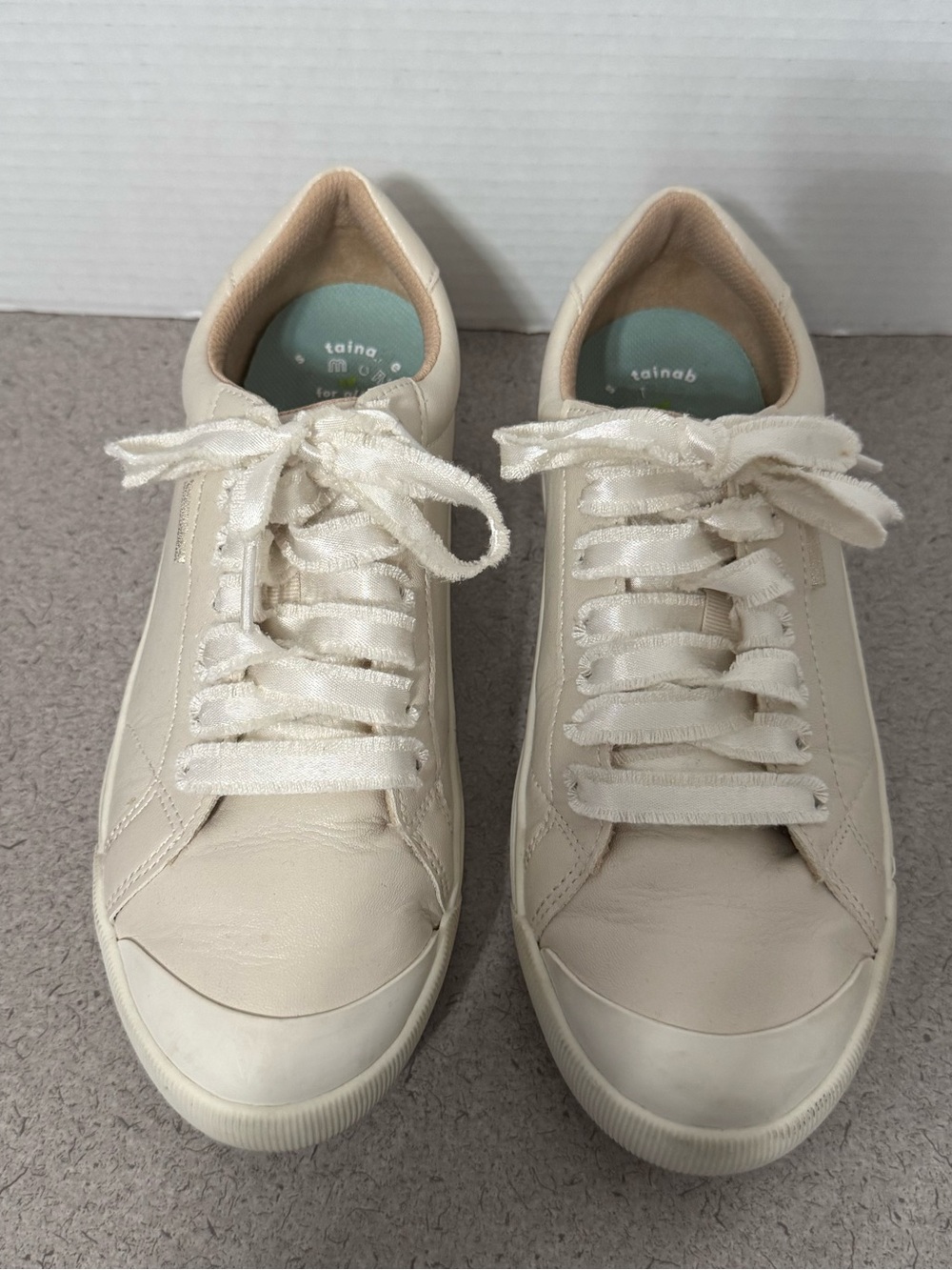 Dr. Scholl's Time Off Womens Platform Sneakers - Size 8M